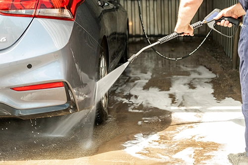 E&N Bros washes and accurately assess every dent, scratch, and imperfection on your vehicle.